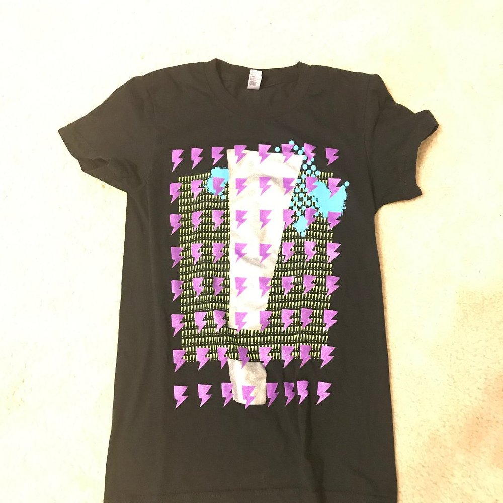 Yahoo T shirt